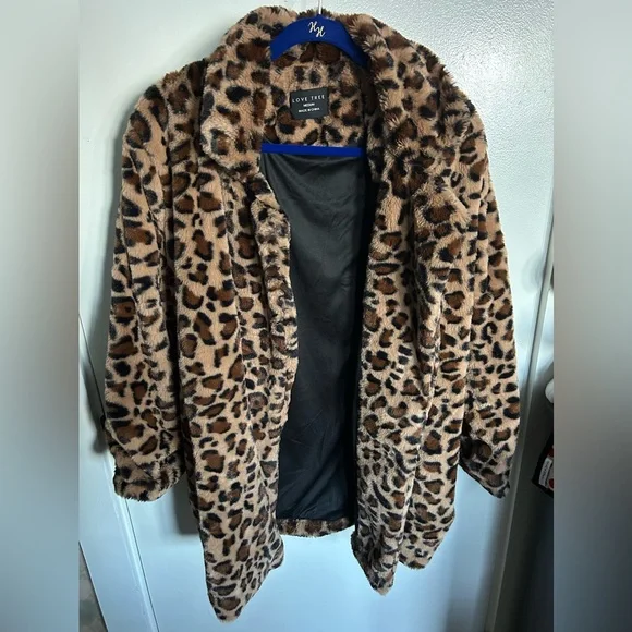 Faux fur animal print coat - Picture 1 of 3